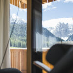 Infrarot-Wärmeliege mit Dolomitenblick im Apartment Kinigschworte