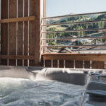 Privater Whirlpool im Schuischta Mountain Apartment in Sexten